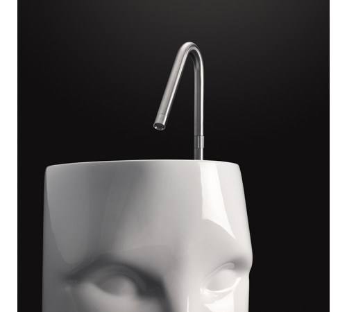 Раковина напольная Kerasan Artwork Moloco 45х51х94.5 см слив в пол белый 474001/756830