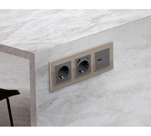 Рамка на 4 поста Ambrella Volt Platos Стекло натуральное AF380604