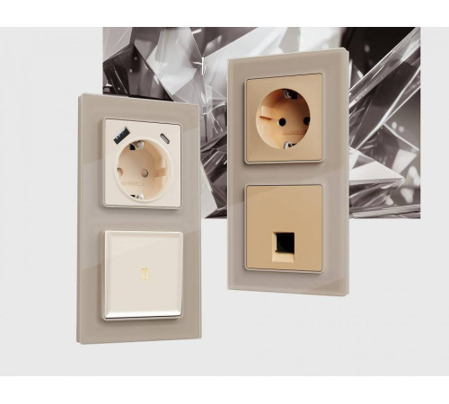 Рамка на 4 поста Ambrella Volt Platos Стекло натуральное AF380604