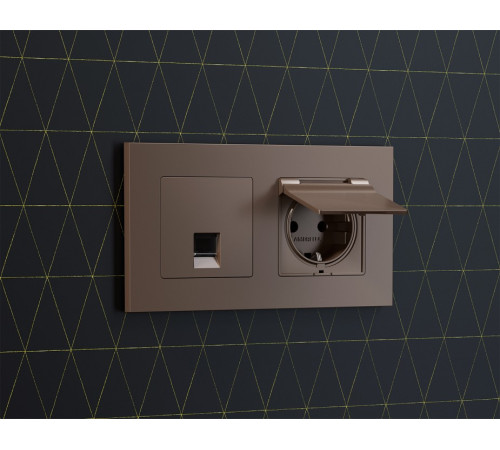 Розетка Ethernet RJ-45 и со шторками, без рамки Ambrella Volt ALFA MA642005