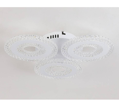 Потолочная люстра Ambrella Light FA FA4001