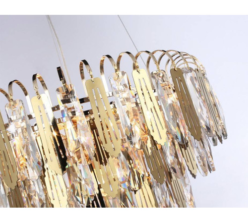 Подвесная люстра Ambrella Light TR TR5256