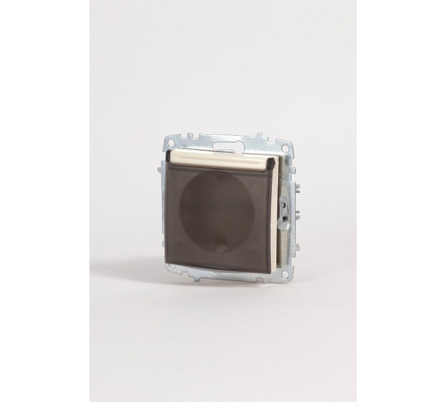 Розетка с заземлением и со шторкой, без рамки с крышкой Elbi Eleсtriс Zena Vega 609-010300-219