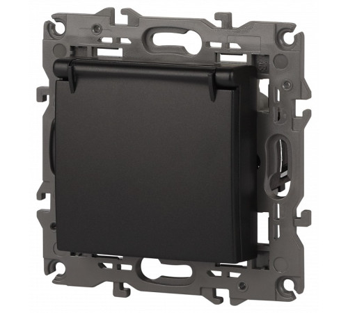 Розетка с заземлением и со шторкой, без рамки с крышкой Эра Эра Elegance 14-2103-05