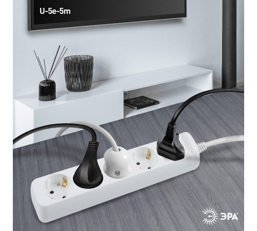 Удлинитель ЭРА U-5e-5m-3x1,5 5 розеток 5 м 3х1.5 мм² U-5e-5m-3x1,5