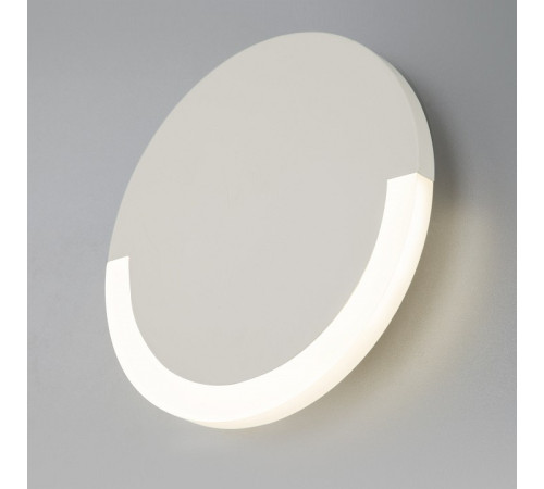 Накладной светильник Eurosvet Radiant 40147/1 LED белый 5W