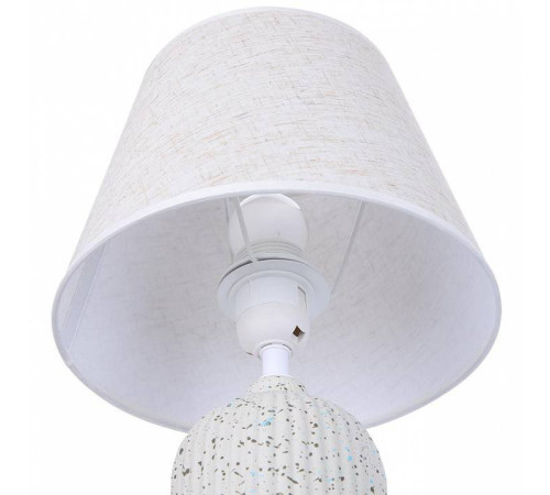 Настольная лампа декоративная Lumion Fanna 8217/1T