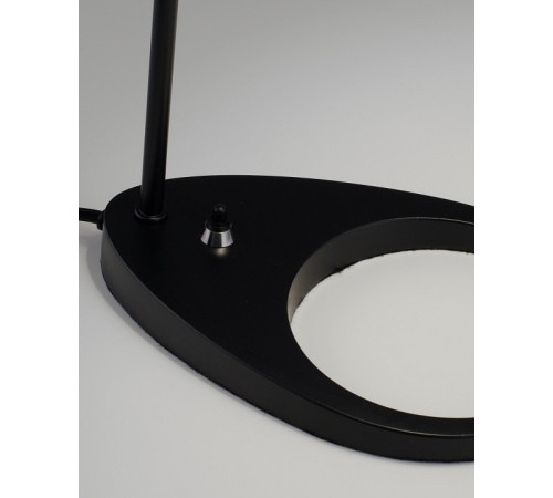 Настольная лампа офисная Moderli Turin V11333-1T