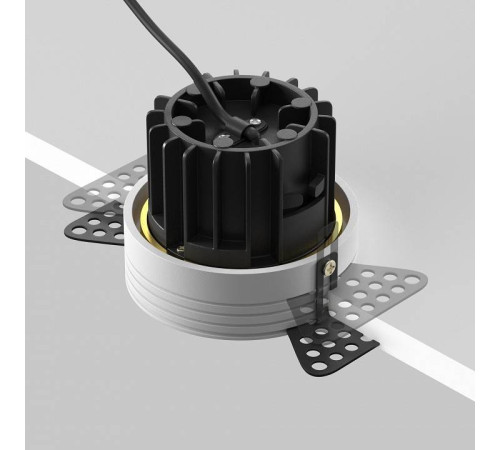 Встраиваемый светильник Maytoni Round DL058-12W3K-TRS-BS