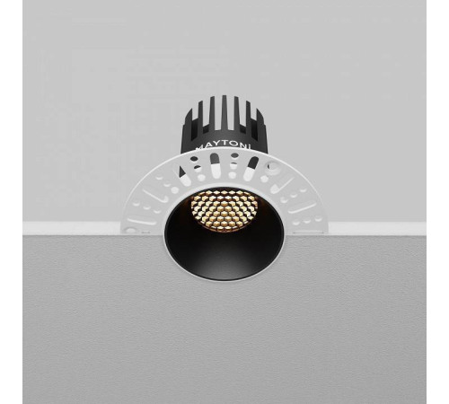 Встраиваемый светильник Maytoni Dip DL119-10W-2.7K-TRS-B