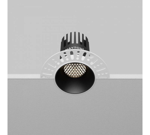 Встраиваемый светильник Maytoni Dip DL119-10W-4K-TRS-B