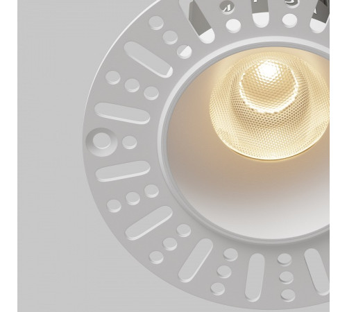 Встраиваемый светильник Maytoni DL124-10W-3K-TRS-W