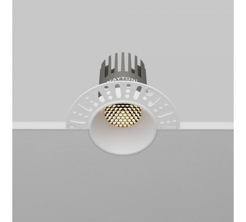 Встраиваемый светильник Maytoni DL124-10W-3K-TRS-W