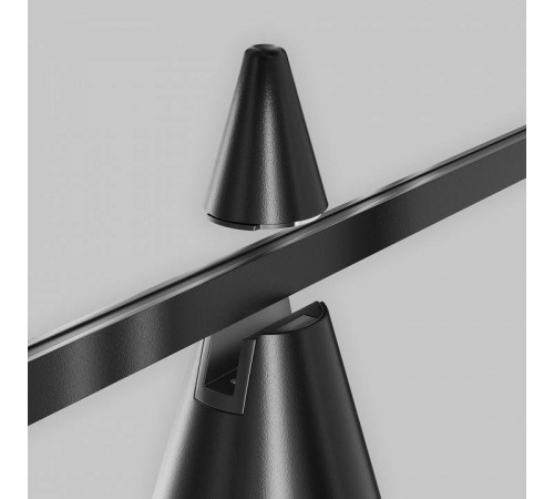 Накладной светильник Maytoni Keila TR146-1-5W4K-B