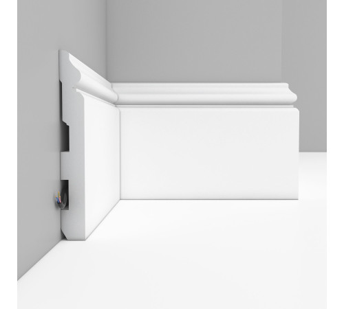 Плинтус напольный DECOMASTER A118 139х18х2000 мм A118