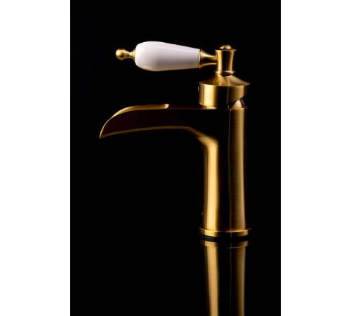 Смеситель для раковины Boheme Vogue матовая бронза 201