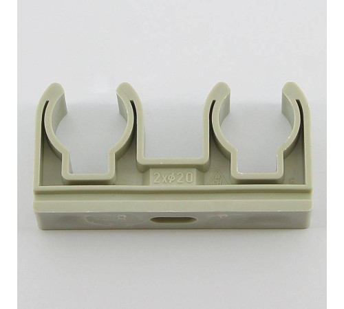 Крепление двойное для полипропиленовых труб FV-Plast 20 мм 902020