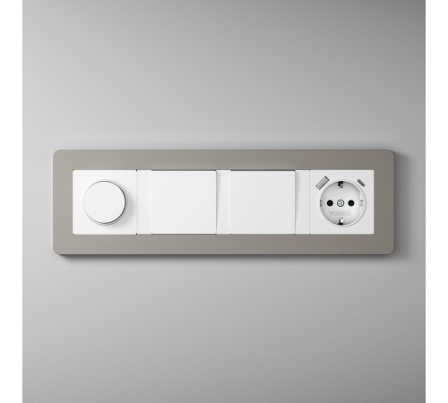 Рамка из поликарбоната на 4 поста Split дымчатый/белый, soft-touch W0043067