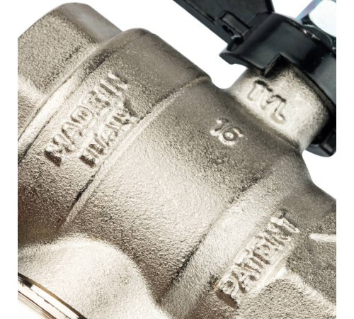 Кран шаровой STOUT с фильтром 1 дюйм ВР-ВР ручка бабочка SVF-0002-000025