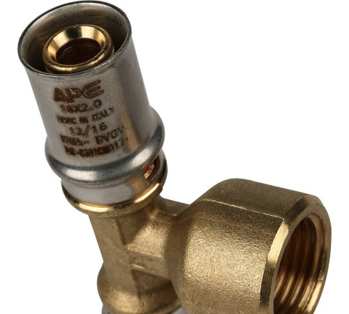 Тройник-переходник пресс STOUT с внутренней резьбой 16х1/2х16 SFP-0007-001216