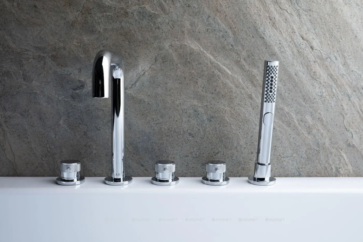 Смеситель на борт ванны Allen Brau Priority излив 190 мм хром 5.31007-00